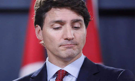 对于中国抓的这个加拿大间谍 加总理表示非常关心
