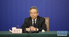 教育部部长陈宝生谈成都七中那块屏: