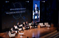 腾讯刘胜义出席联合国教科文峰会:A