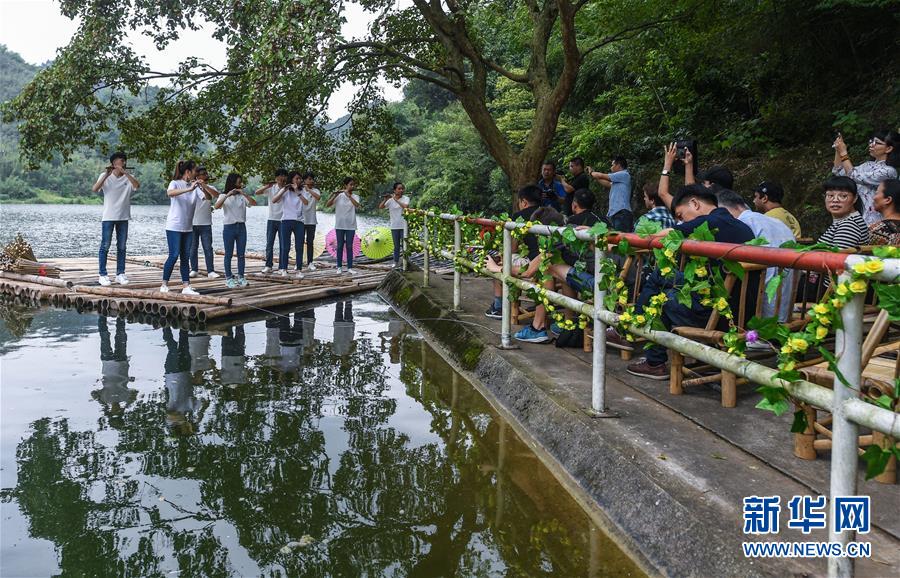 “水上竹笛音乐会”助力乡村旅游