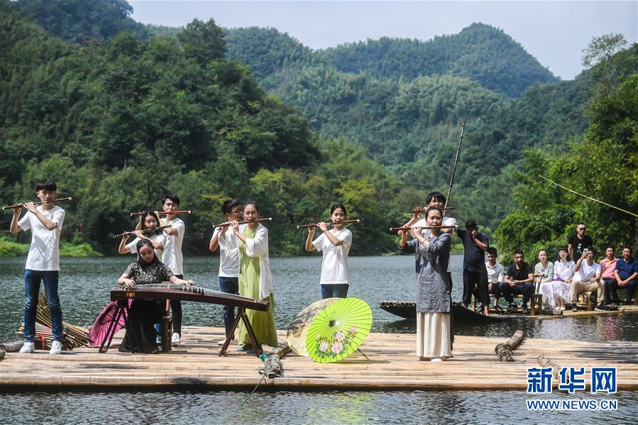 “水上竹笛音乐会”助力乡村旅游