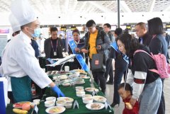 南联郑州分公司举办美食展