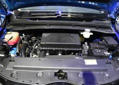 瑞风M3/R3新增车型上市 售价7.48