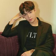 想混进Coachella音乐节里 你得有这些配饰