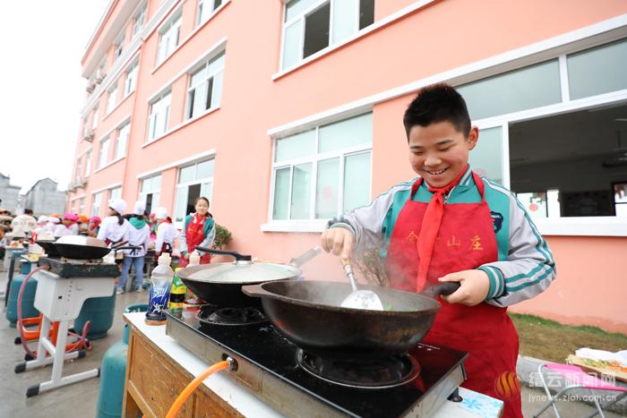 这些美味佳肴 出自孩子们的手 还有更精彩的……