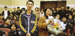 蚌埠演员郜玄铭助力《老师·好》口碑票