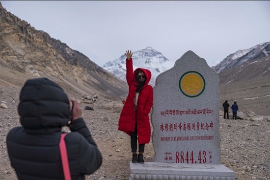 珠峰已进入旅游旺季