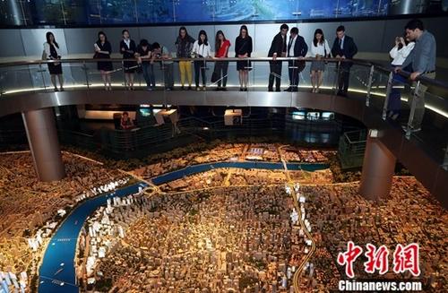 发改委：超大特大城市要立足功能定位 防止无序