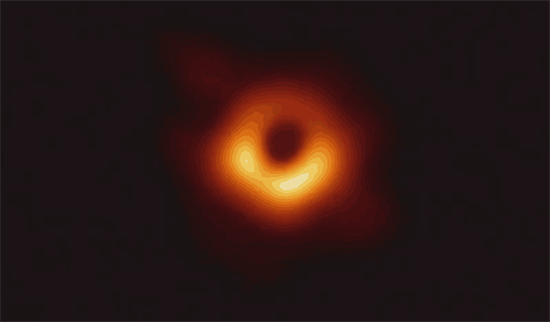 天文学家公布黑洞照片，DOTAER调侃我们早已见过