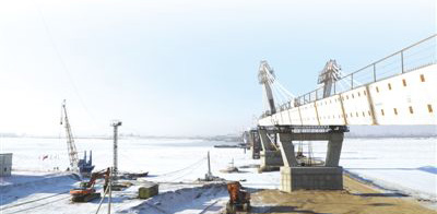 中俄联手“打造一座通向繁荣的大桥”