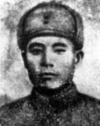 千里驰骋屡立战功(为了民族复兴·英雄