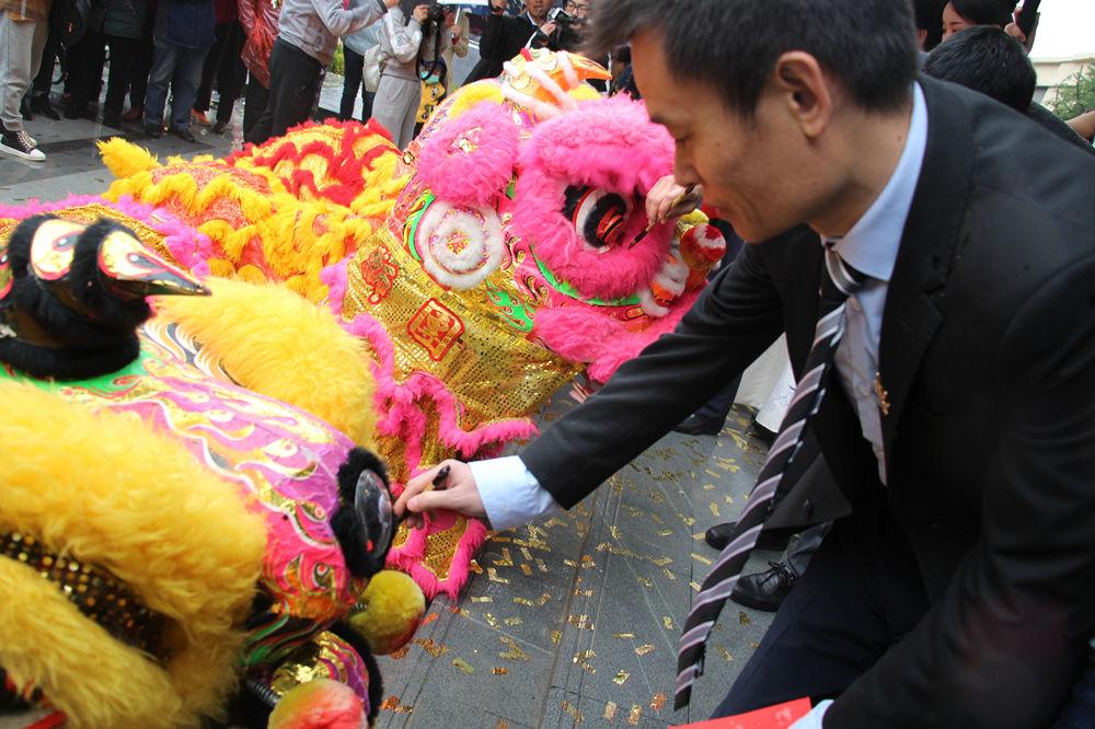 传奇魅力 悦鉴未来 中海·铂悦府营销中心盛大启幕