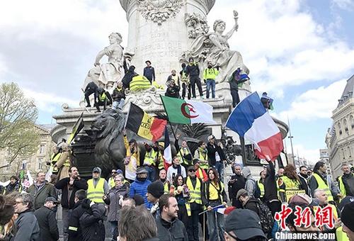 5000人參與巴黎第22輪示威參與人數又有所回升