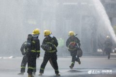 消防队员如何火场搜救?这7项演练逼真