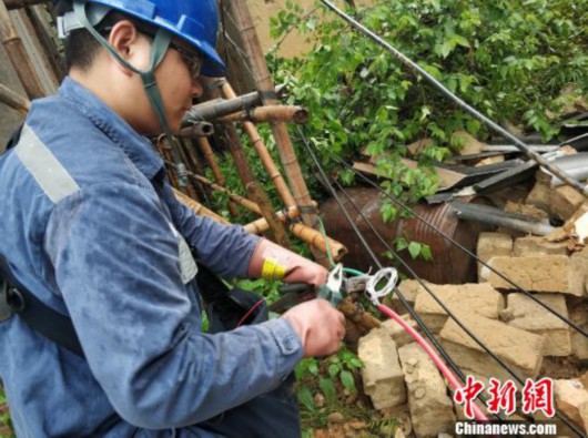 连日暴雨致广东13万户用电受影响 近九成已恢复