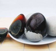 惊掉下巴!中餐厅老板进口松花蛋被捕