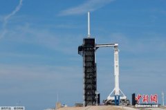 SpaceX测试发生事故 载人“龙”飞船几乎