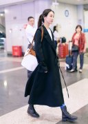 张钧甯简约大气 展现春季时尚