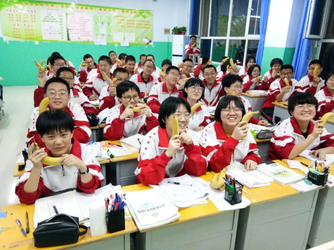 衡水十三中高一年级美食美味暖人心
