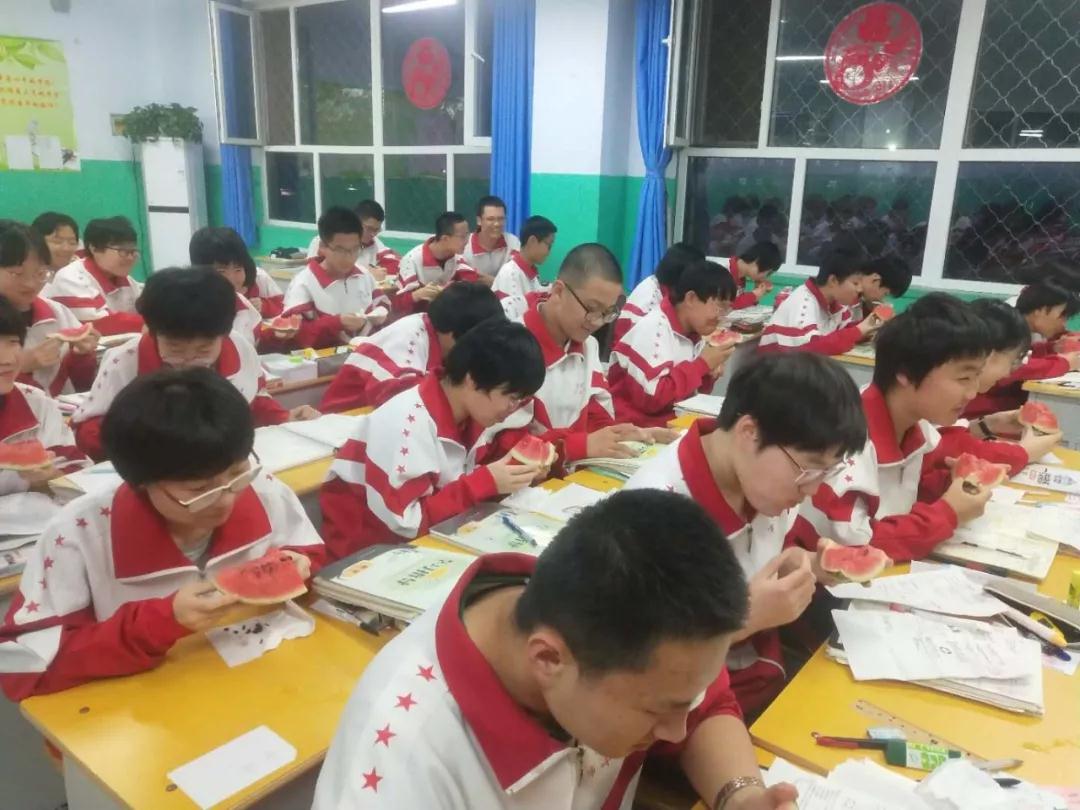 衡水十三中高一年级美食美味暖人心