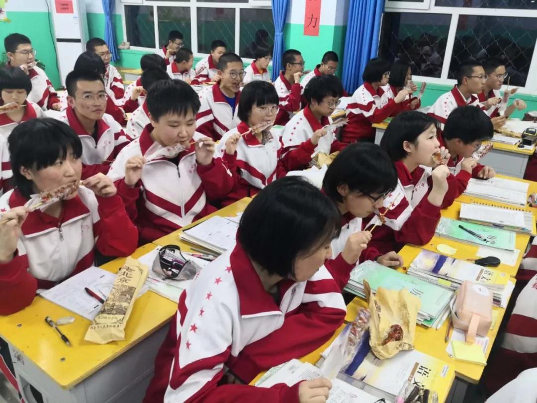 衡水十三中高一年级美食美味暖人心