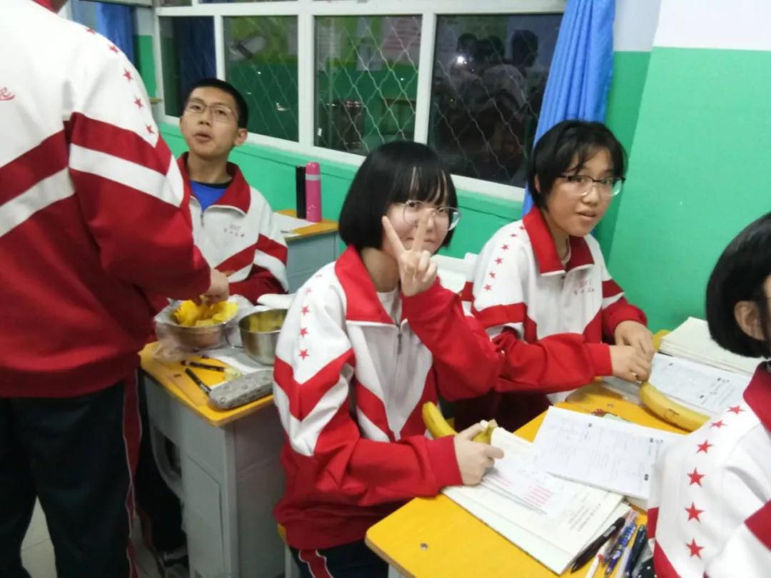 衡水十三中高一年级美食美味暖人心