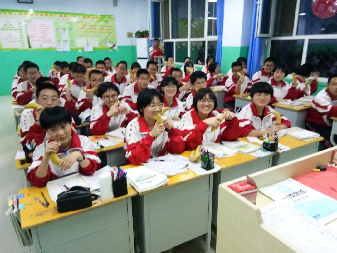 衡水十三中高一年级美食美味暖人心