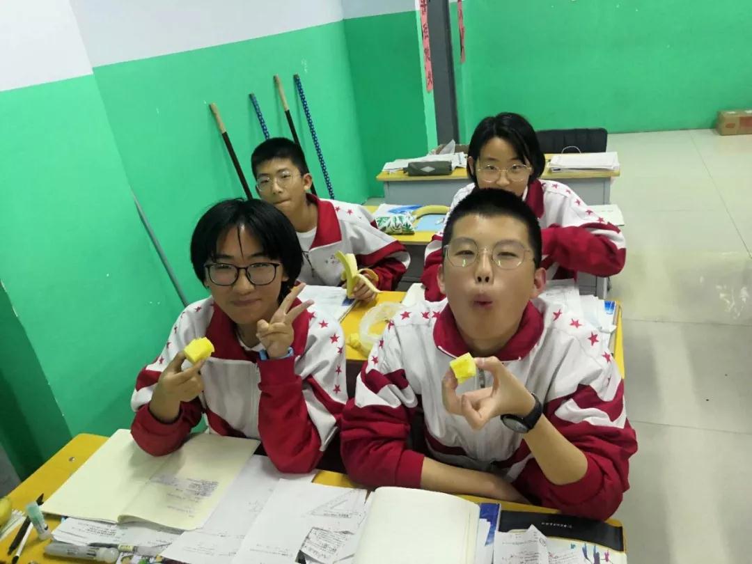 衡水十三中高一年级美食美味暖人心