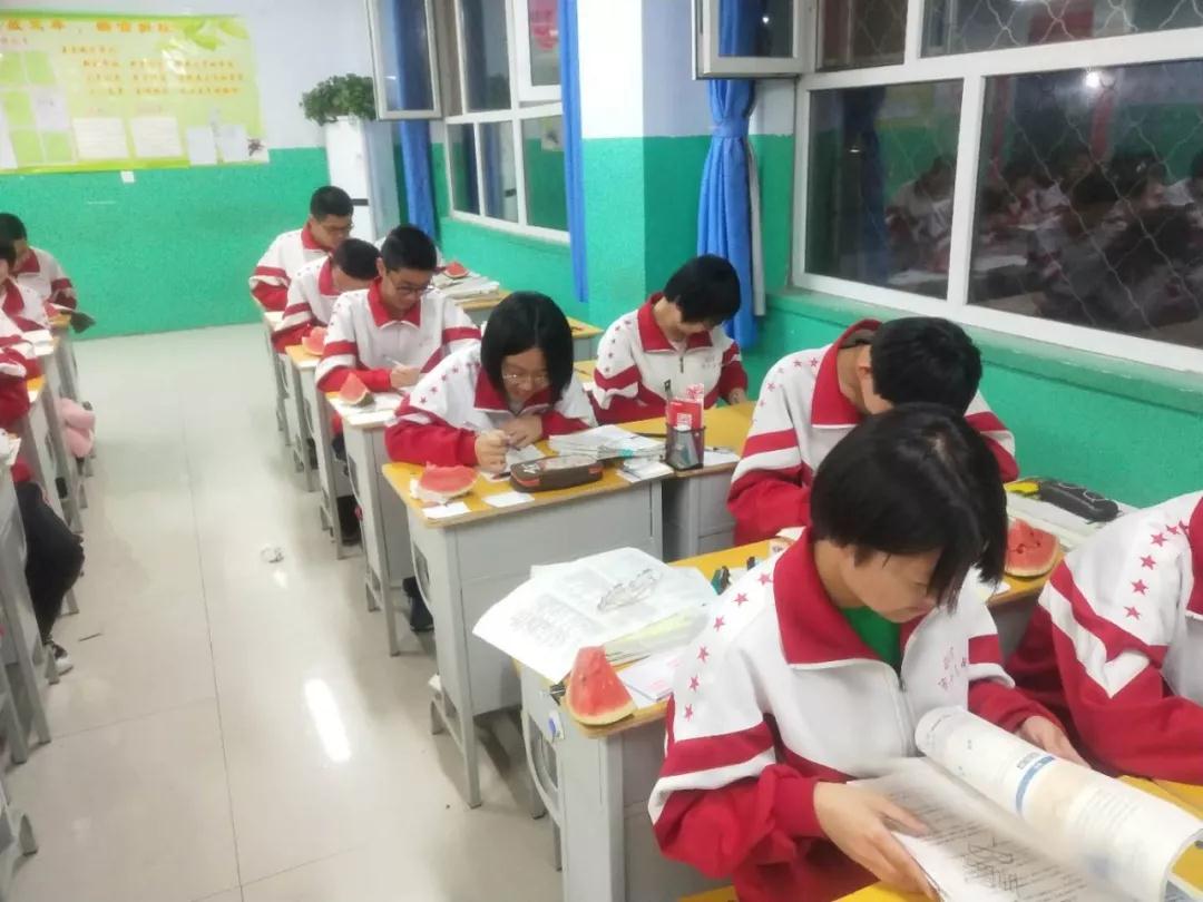 衡水十三中高一年级美食美味暖人心