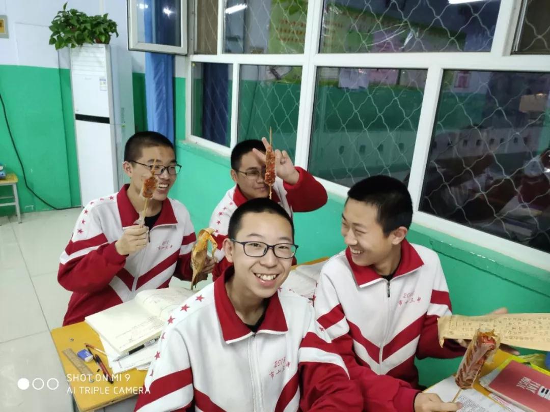衡水十三中高一年级美食美味暖人心
