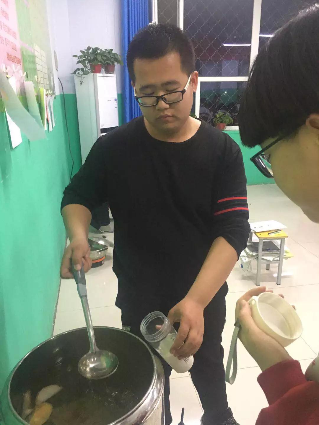 衡水十三中高一年级美食美味暖人心