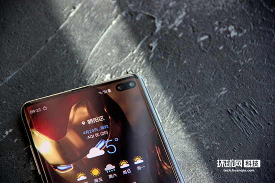 三星Galaxy S10+体验：外观与配置均有不小升级