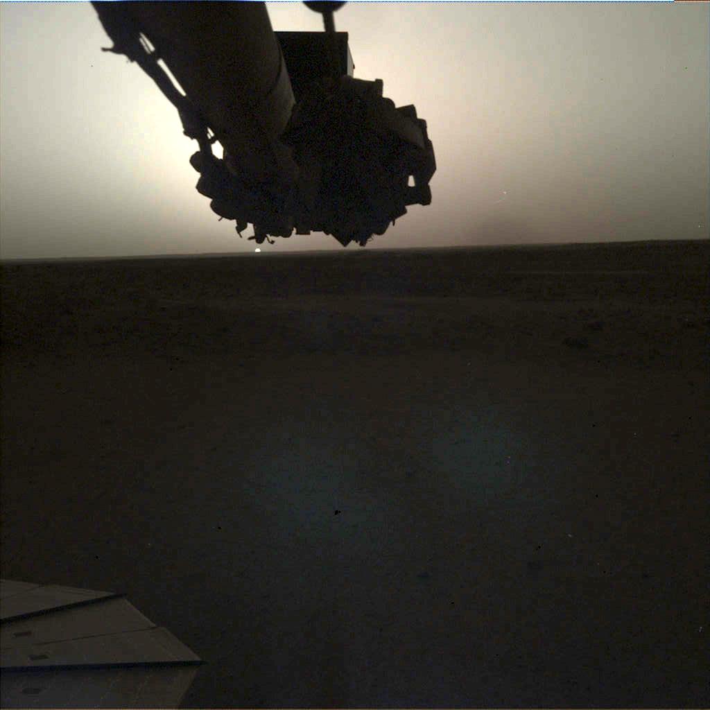 震撼！NASA公开火星日出日落照 大小只有地球上的