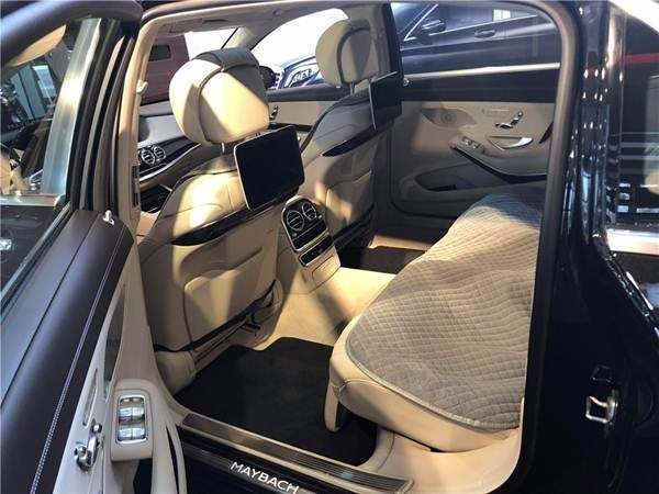 2019款美规奔驰迈巴赫S560 实车测评