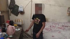 男子半年花4万多打赏美女主播 却因无钱