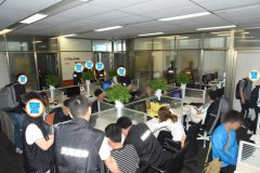 卖茶女套路现升级版:男生实习扮美女卖