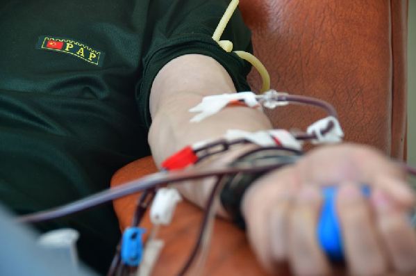 “95后”武警官兵捐献造血干细胞延续生命的希望