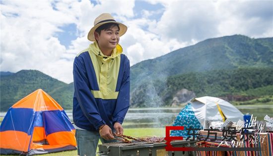 管梓净《一场遇见爱情的旅行》今日收官 讨喜“暖男”实力圈粉