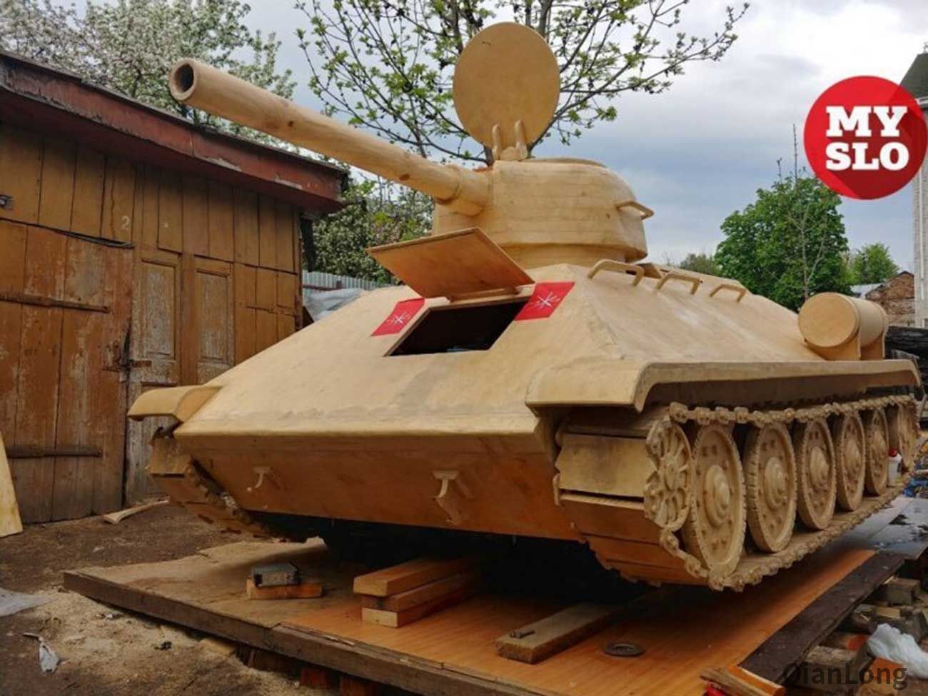 01.俄罗斯木匠自制的T-34坦克，外形方面基本还原。