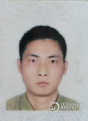温网视频：这不是电影！文成一重型挂车失控 男