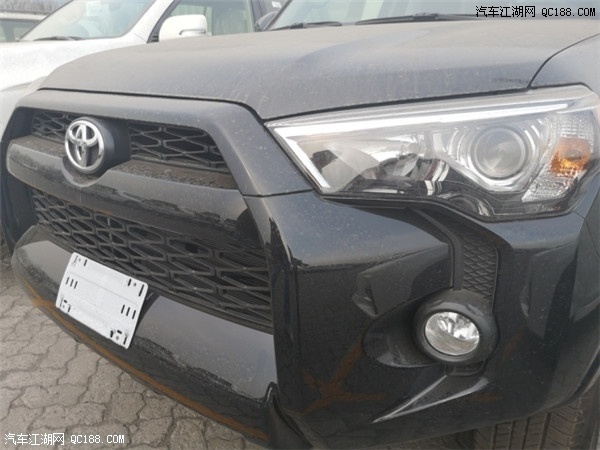 18款丰田超霸4Runner 4.0L硬派越野解析