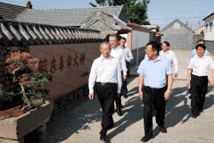 刘家义向少年儿童致以节日祝贺