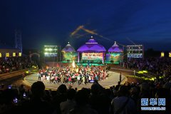 沙漠旅游进入旺季