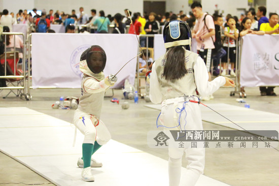 全国性击剑赛事首登广西:在南宁国际会展中心举行
