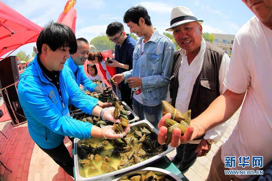 新疆博湖：鱼跃鸟翔，佳节游玩欢乐时