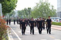 青岛地铁公安组织“承载梦想,走向健