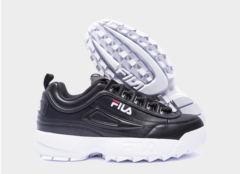 时尚的又一轮回：FILA、Champion要引领90年代复古风回归