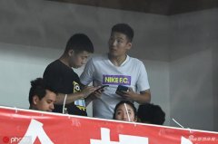 石柯:踢到一半球迷喊才知道武磊来了