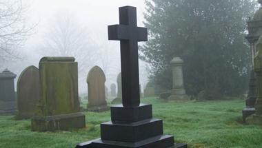 应对“葬墓危机”，英国专家建议：可实行逝者