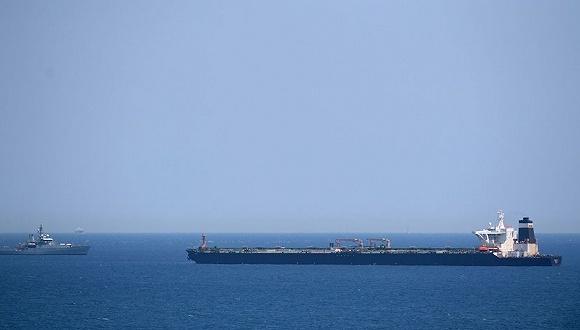 伊军方：油轮遭英国扣押事件，伊朗不会“没有